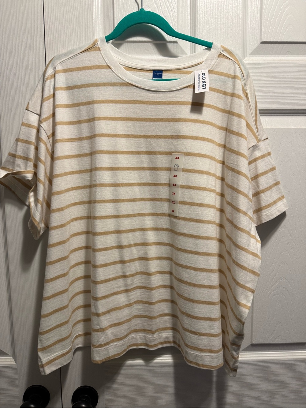 Old Navy women’s vintage tee size 3x NWT